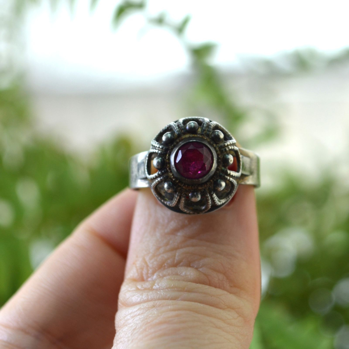 Inel argint vechi Floral cluster, rubin A Vintage Collection [4]