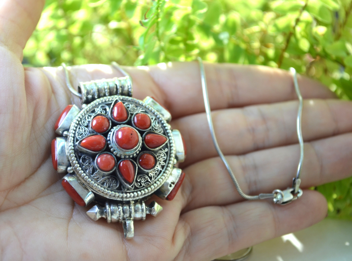 Lant argint cu pandant argint masiv etnic, amuleta-cutiuta tibetana Ghau [2]