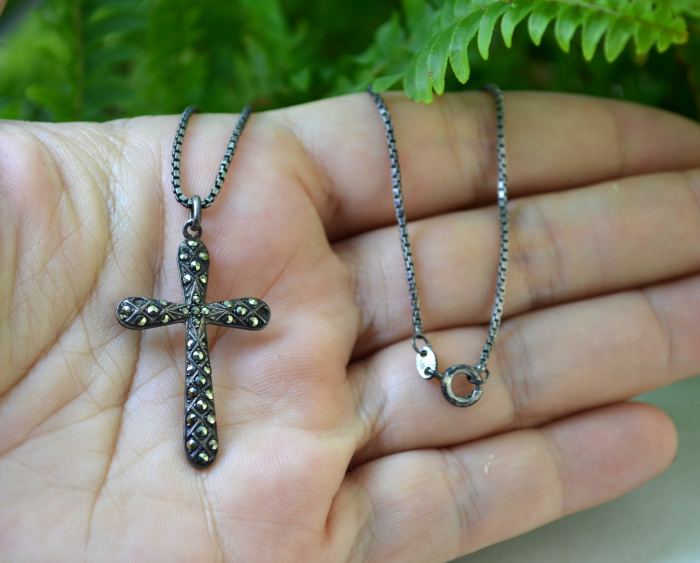 Lant argint cu cruce argint veche, marcasite [2]