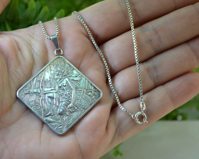 Lant argint cu pandant argint 999, Zeita vanatorii Diana [2]