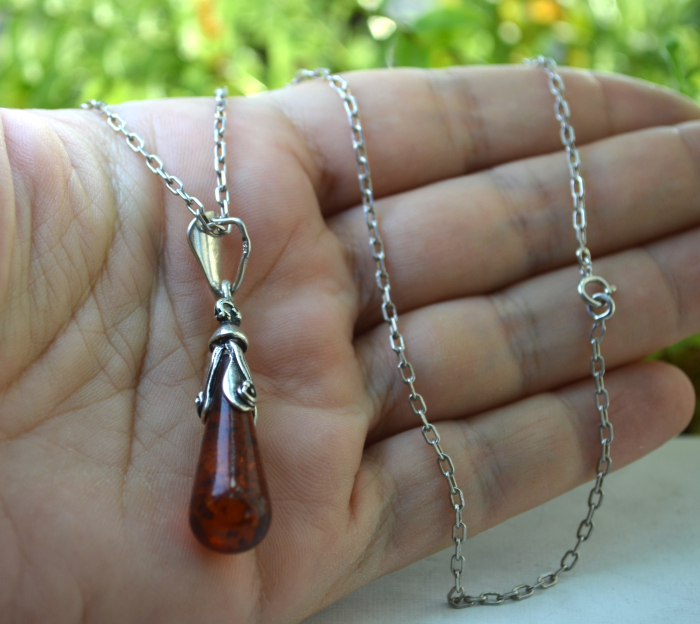 Lant argint vintage cu pandant chihlimbar design biomorphic [3]