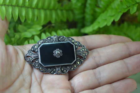 Brosa argint statement maniera neobaroc onix marcasite [1]