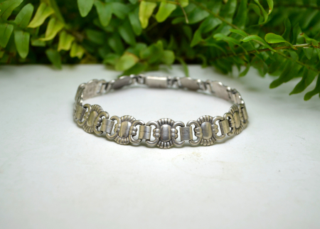 Bratara argint veche interbelica lucrata manual elemente ornamentale  Jugendstil Art Nouveau Art Deco atelier german [3]