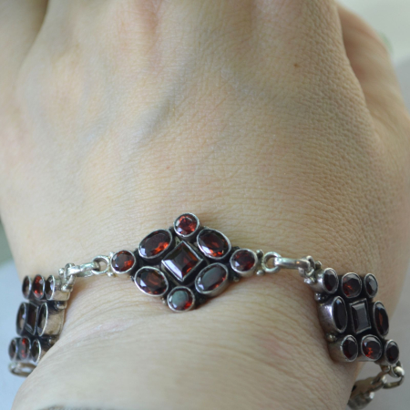 Bratara argint vintage, Granate naturale A Vintage Collection [1]