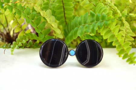 Brosa antica argint, Black Sardonix si opal [3]