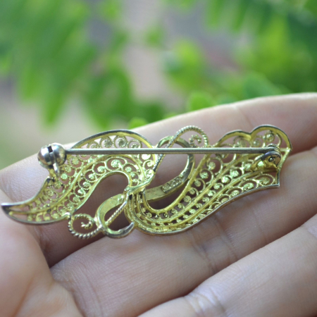 Brosa argint aurit vintage, filigran si marcasite A Vintage Collection [2]