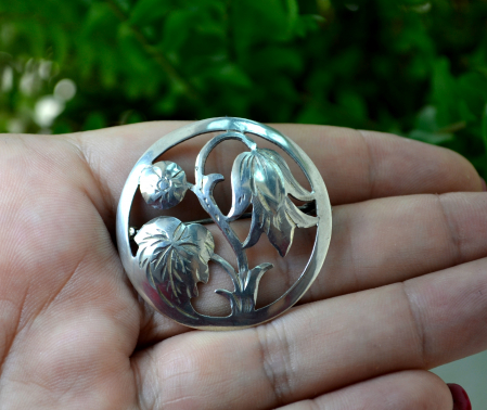 Brosa argint veche, Jugendstil [1]