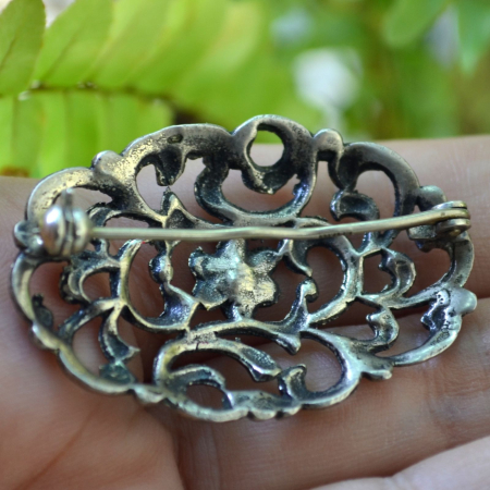Brosa argint vintage, estetica Neo-Baroque [2]