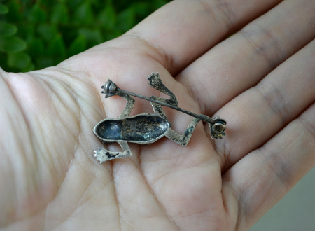 Brosa argint vintage model broscuta topaitoare marcasite [2]