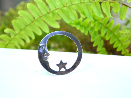 Brosa argint vintage, model Luna, simbol protectie A Vintage Collection [1]