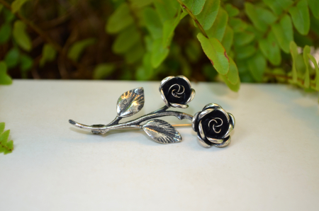 brosa argint vintage, model trandafir semnat Teka [1]