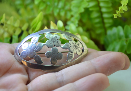 Brosa din argint interbelica, semnata Teka [1]