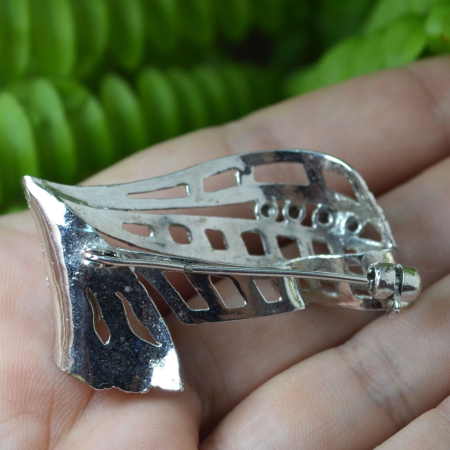 Brosa din argint vintage, rodiata, cristale Sapphire CZ [2]