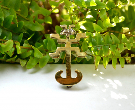 Brosa-pandant argint aurit vermeil figura antropomorfa precolumbiana Colima [3]