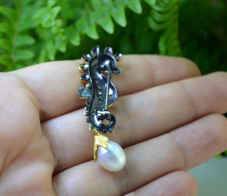 Brosa-pandant argint Calut de mare, rubine si perla naturala [2]