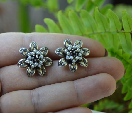 Cercei argint vintage crizanteme perle naturale A Vintage Collection [1]