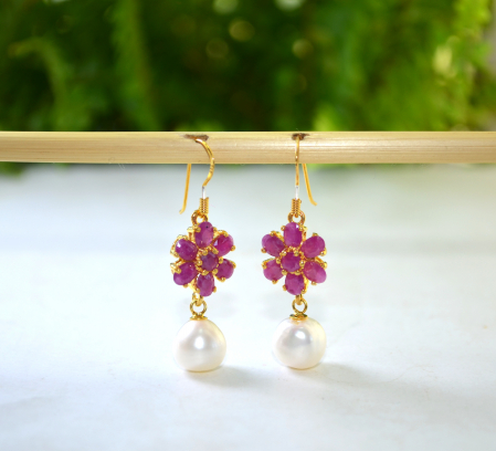 Cercei din argint aurit, rubine si perle naturale [3]