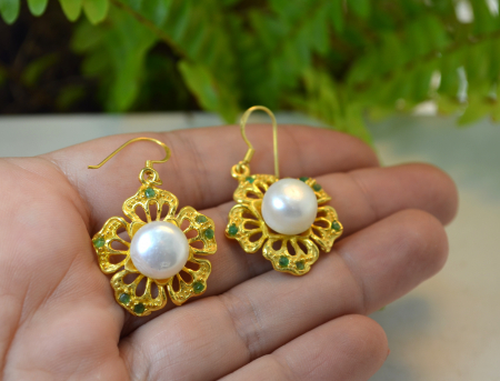 Cercei din argint placati aur smaralde perle naturale [3]