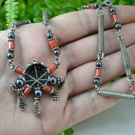 Colier argint etnic vintage, hematite si corali [2]