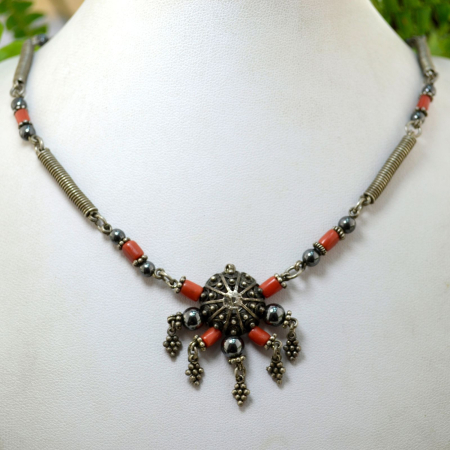 Colier argint etnic vintage, hematite si corali [3]
