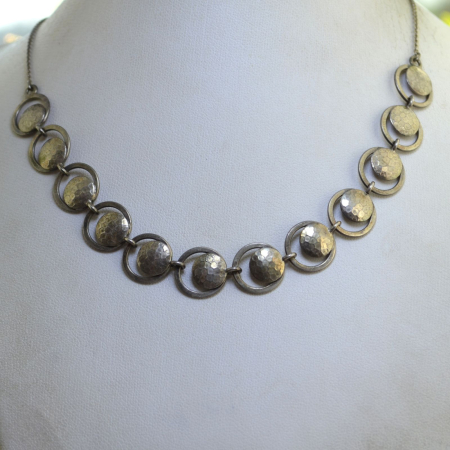 Colier argint interbelic Art Deco, elemente martelate [3]
