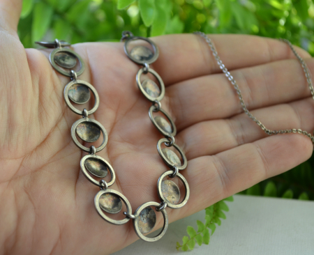 Colier argint interbelic Art Deco, elemente martelate [2]