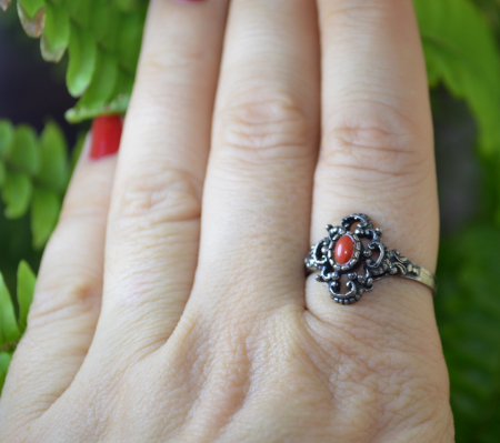 Inel argint vechi, coral, atelier austriac [1]