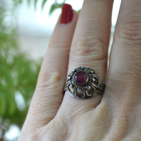 Inel argint vechi Floral cluster, rubin A Vintage Collection [2]