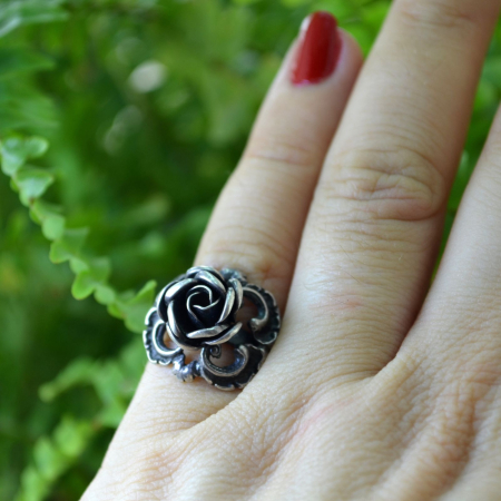 Inel argint vintage, maniera Hildesheimer Rose [1]