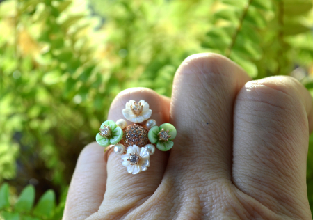 Inel din argint aurit, perlute, sidef si cristale CZ [2]