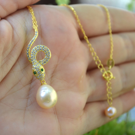 Lant argint aurit cu pandant Snake perla roz A Vintage Collection [1]