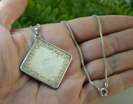 Lant argint cu pandant argint 999, Zeita vanatorii Diana [2]