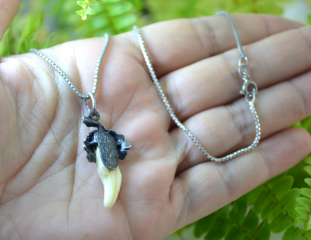 Lant argint cu pandant argint vechi, Charivari [2]