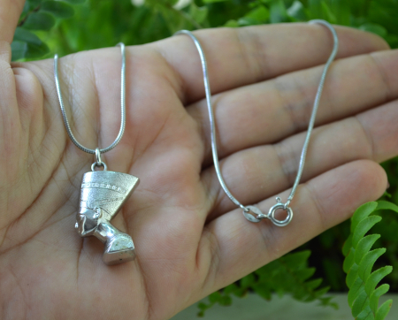 Lant argint pandantiv argint vintage, Regina Nefertiti [1]