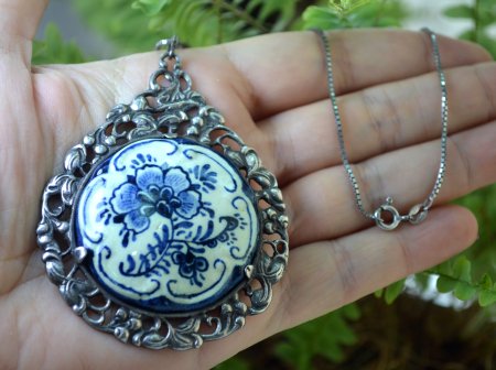 Lant argint vintage cu pandant portelan Delft [2]