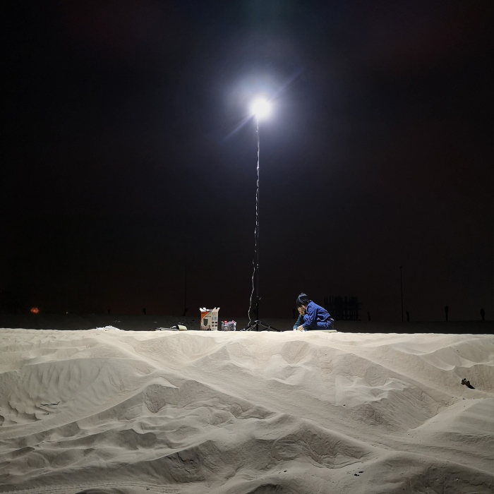 Kit nocturna AxaCube® ,lumina led portabila pentru pescuit, camping, drumetii, 12 V, 47 W, 4600 lumeni, trepied cu brat telescopic ajustabil, control prin telecomanda, rezistent la apa IP67 [10]