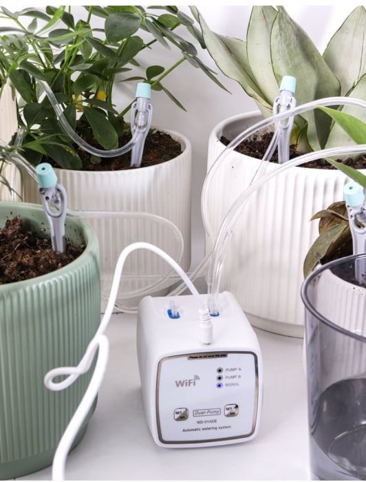 Sistem de irigare automat AxaCube pentru plante, WiFi 2.4 Ghz, set pentru 20 de ghivece, udare prin picurare, 2 pompe incorporate, temporizator, alimentare prin baterii sau conectare la retea [1]