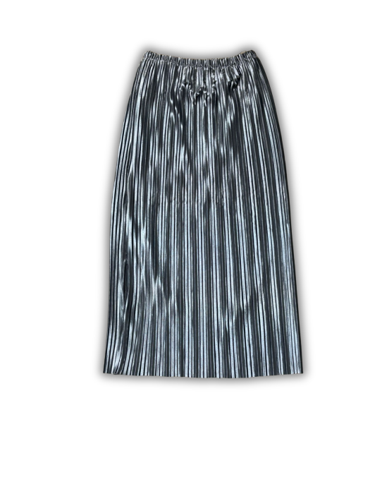 Fusta argintie plisata din catifea – eleganta si feminina [2]