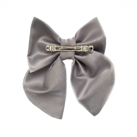 Funde mari de prins in par diverse culori. [3]