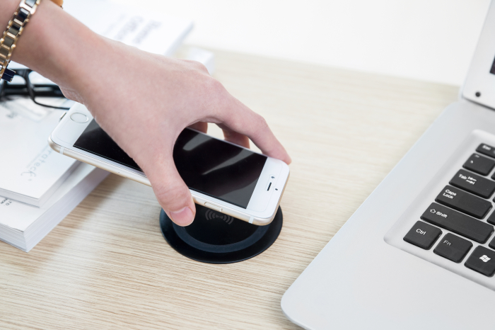 INCARCATOR WIRELESS PENTRU BIROU, INCORPORABIL [4]