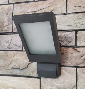 Amenajari Interioare - APLICA LED DE FATADA REGLABILA 18W