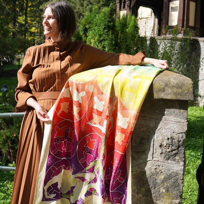 Esarfa matase imprimata "Blossom of Dreams" 180x80cm [10]