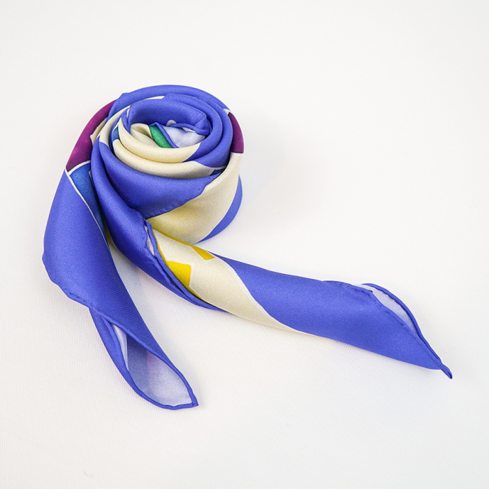 Esarfa matase imprimata "Blooming Hope" 60x60cm [4]