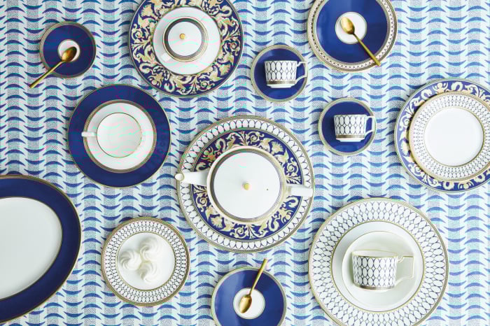 Set masa din portelan bone china Wedgwood colectia Renaissance Gold – pentru 6 persoane [8]