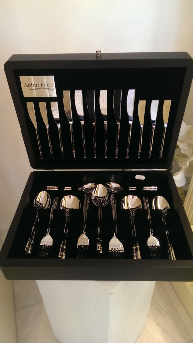 Set tacamuri inox 44 piese Feast Llewelyn Bowen [2]