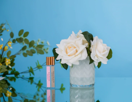 Aranjament floral Herringbone Flower Cream Champagne trandafiri [1]