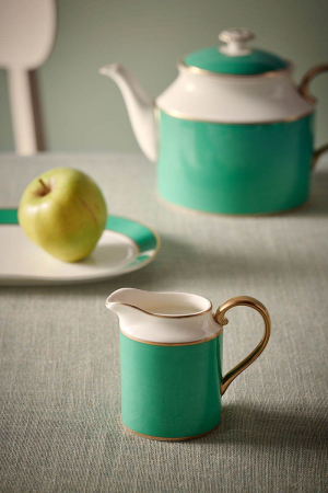 8 MARTIE - Chique verde cremiera