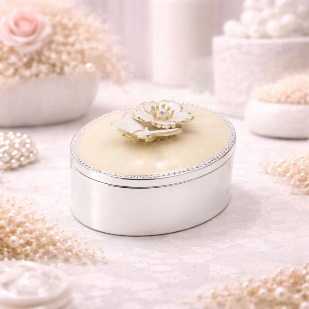 CASETE DE BIJUTERII - Cutie bijuterii ovala fluturi si flori