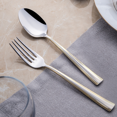 Katre set tacamuri pentru 6 persoane, 36 piese otel inoxidabil aurite [2]