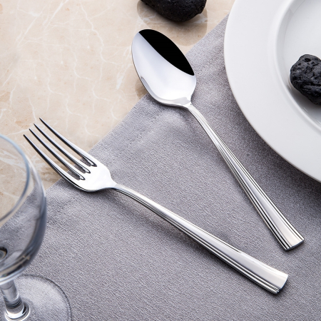 Katre set tacamuri pentru 12 persoane, 89 piese otel inoxidabil sablate [3]
